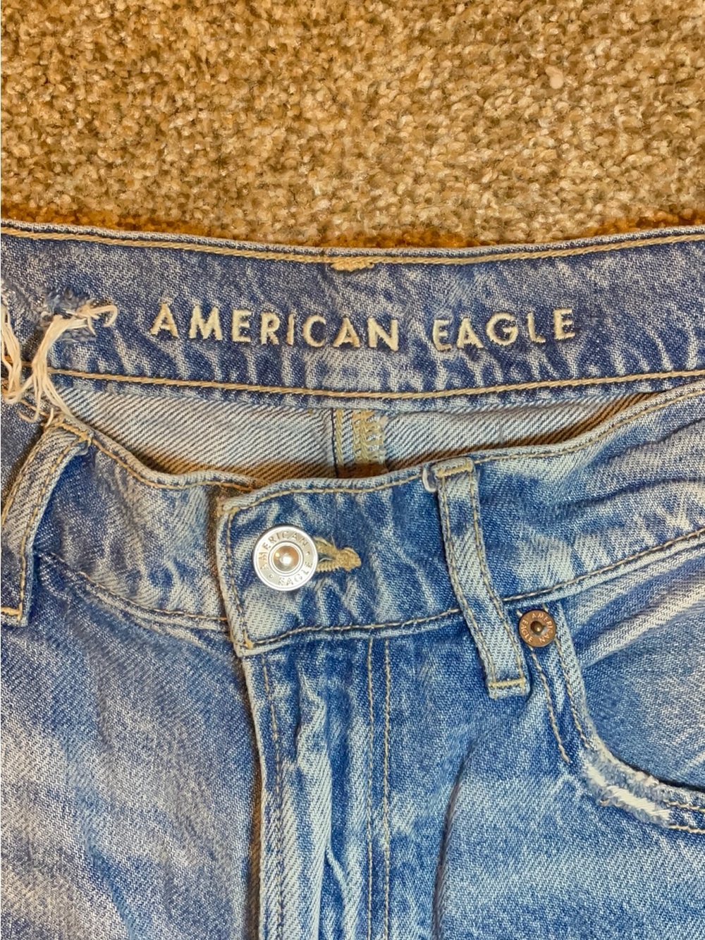 American Eagle Light Wash Denim Jeans